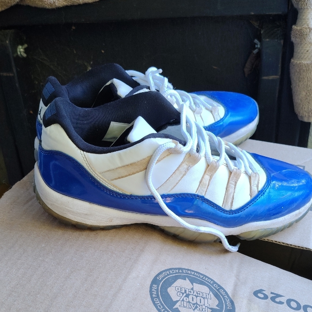 Jordan 11 Low
